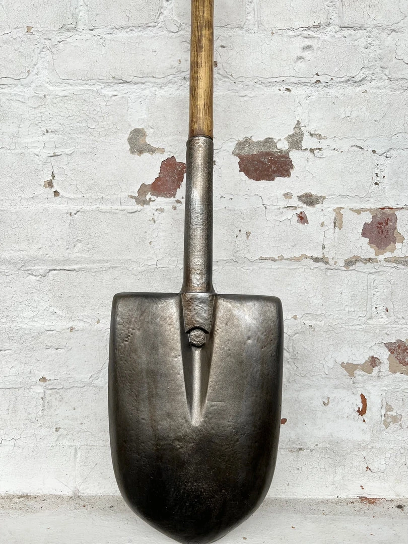 Rubber Johnnies Gravedigger Shovel Movie Prop PU Garden Tool (2 Piece Screw Apart) 7 Rubber Johnnies Gravedigger Shovel Movie Prop PU Garden Tool (2 Piece Screw Apart)